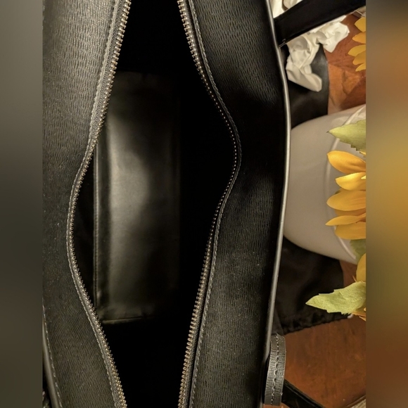 Kate Spade Tote & Cosmetic Bag Set in Black with White Polka Dots - Picture 6 of 16